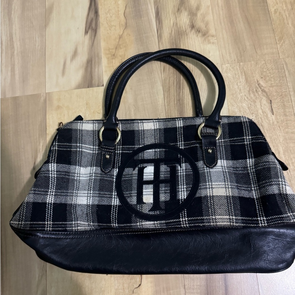Vintage Tommy Hilfiger Purse
